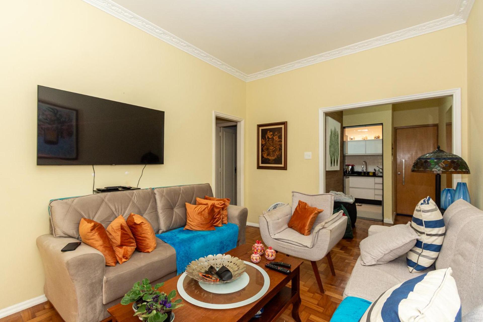 Apartamento Lindo 3 Quartos - Quadra Da - Posto 5 *